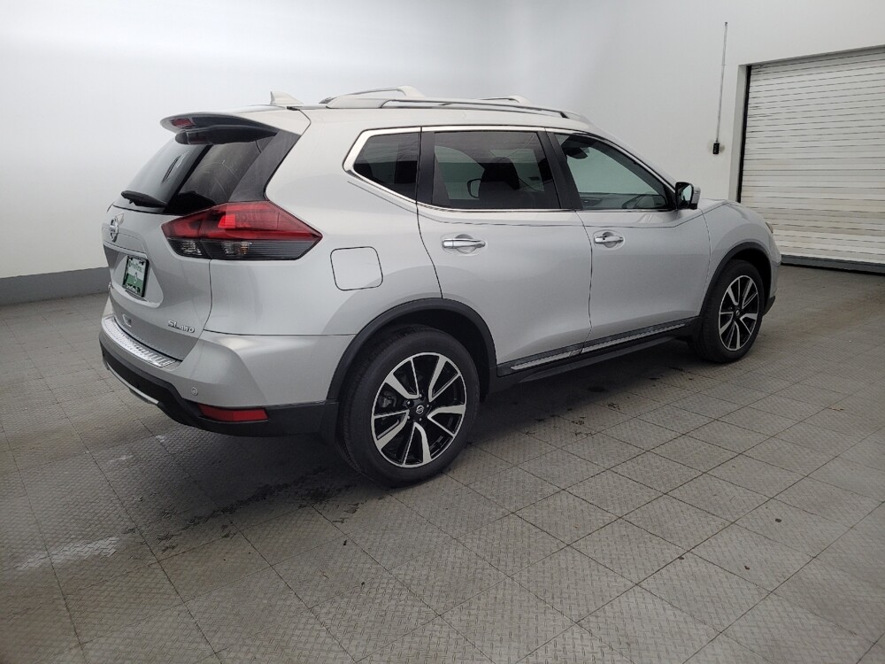 2019 Nissan Rogue in New Castle, DE 19720 - 18092470 10