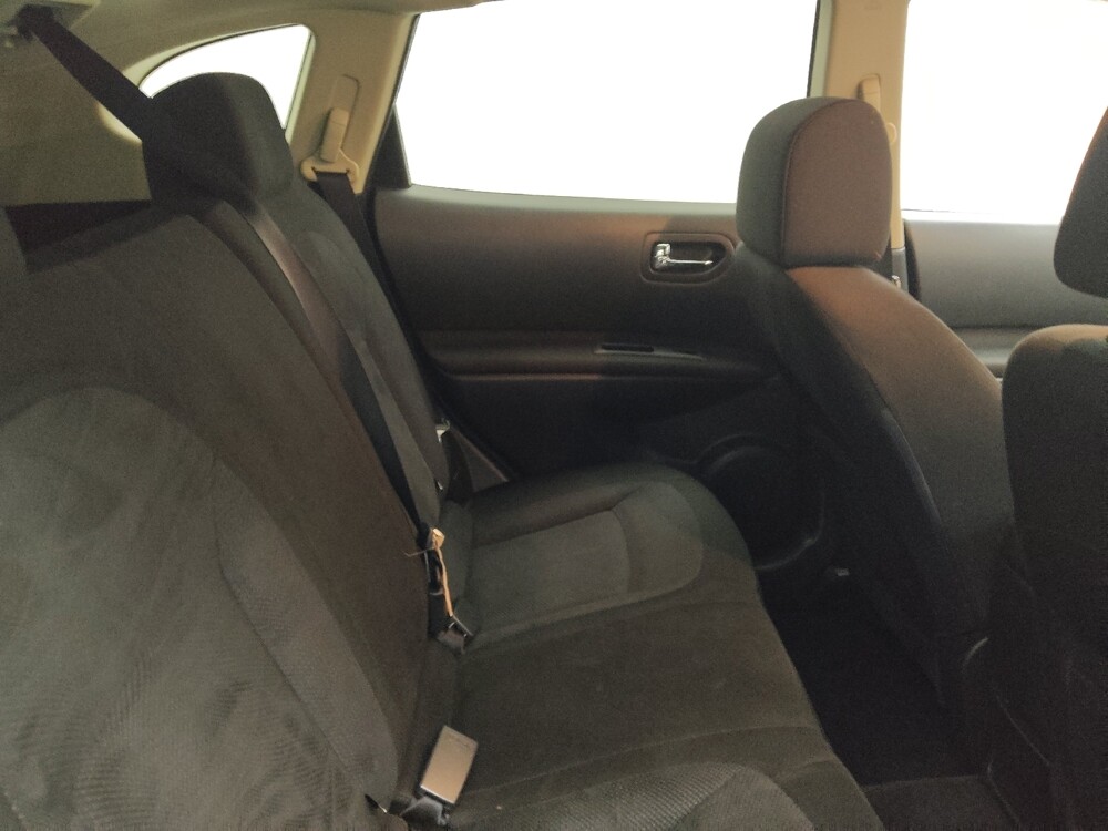 2015 Nissan Rogue in Des Moines, IA 50310 - 18092472 19