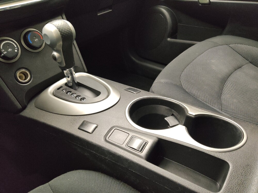 2015 Nissan Rogue in Des Moines, IA 50310 - 18092472 26