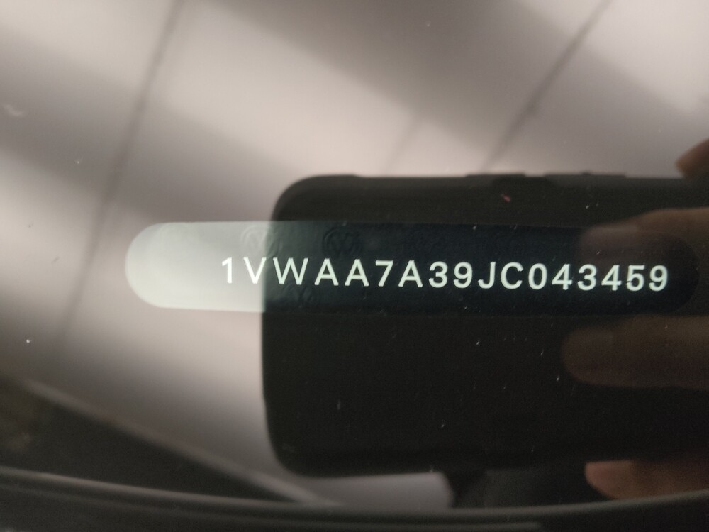 2018 Volkswagen Passat in Peoria, IL 61615 - 18092473 33