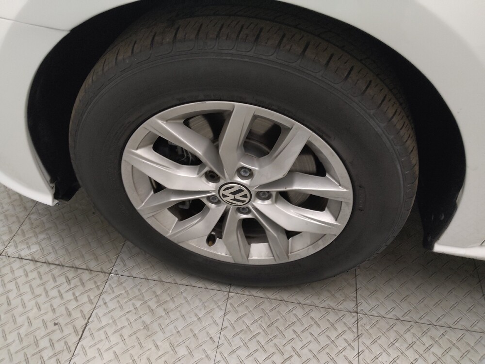 2018 Volkswagen Passat in Peoria, IL 61615 - 18092473 31