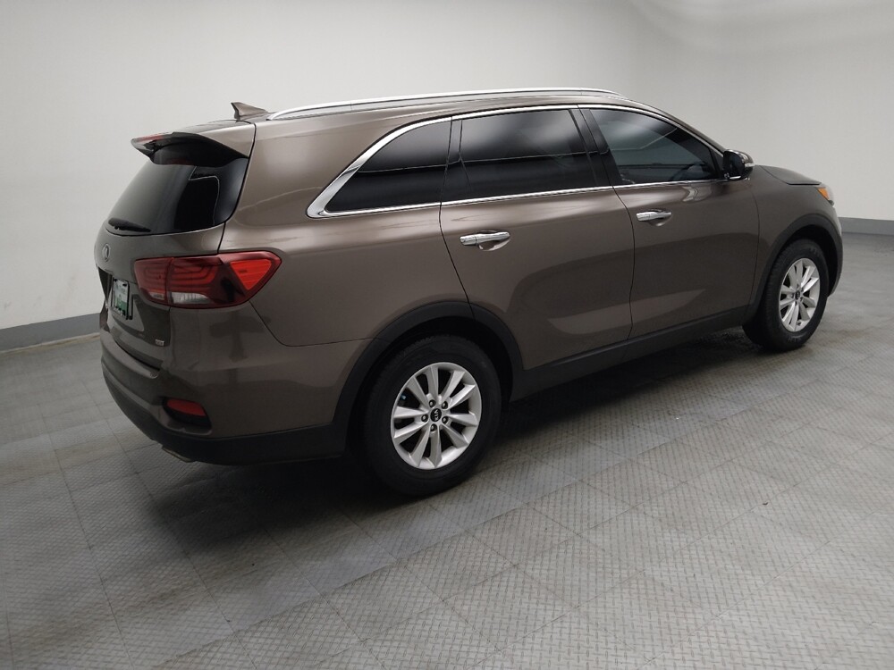 2019 Kia Sorento in Des Moines, IA 50310 - 18092474 10