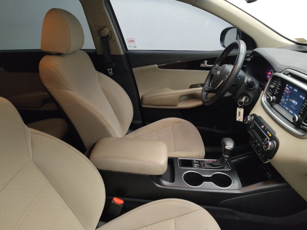 2019 Kia Sorento in Des Moines, IA 50310 - 18092474 21