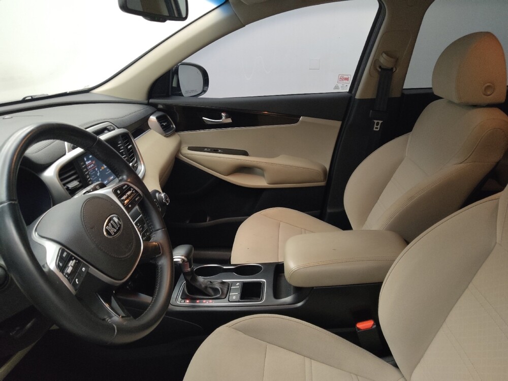 2019 Kia Sorento in Des Moines, IA 50310 - 18092474 17
