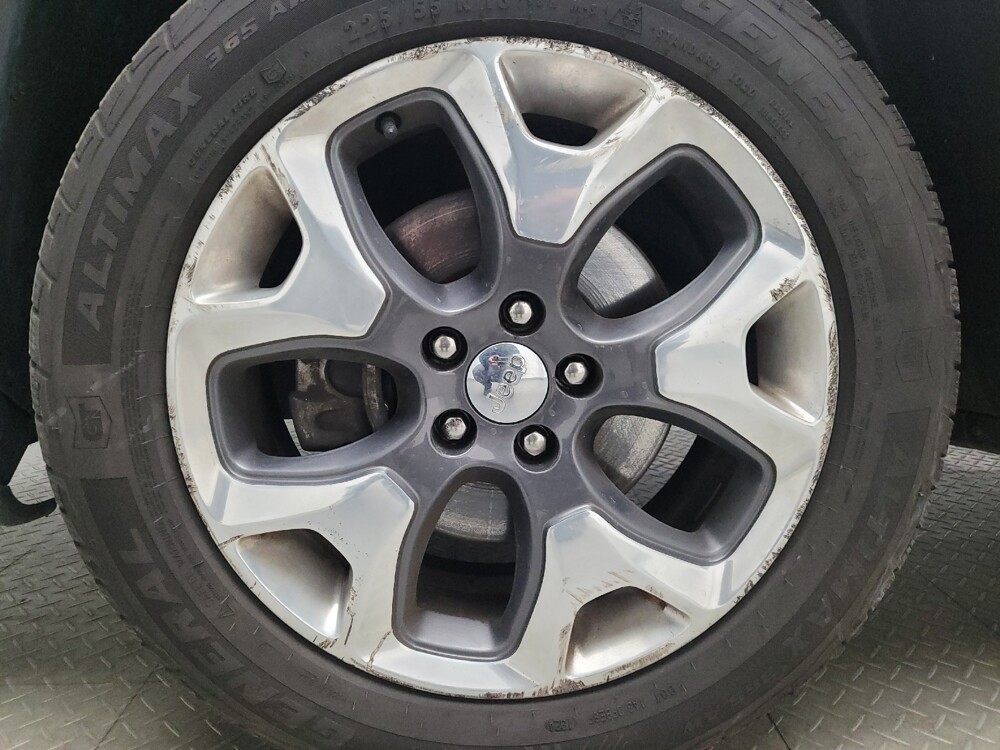 2018 Jeep Compass in Eastpointe, MI 48021 - 18092477 31