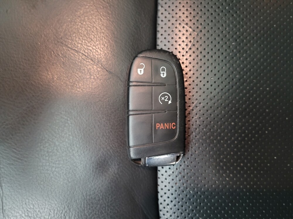 2018 Jeep Compass in Eastpointe, MI 48021 - 18092477 32