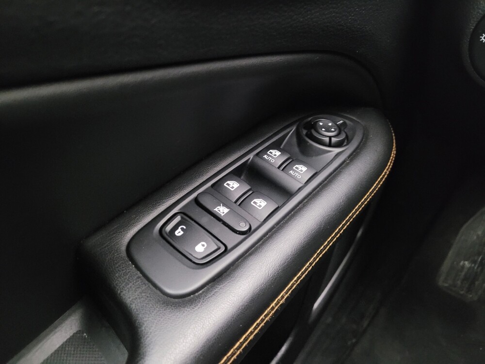 2018 Jeep Compass in Eastpointe, MI 48021 - 18092477 27