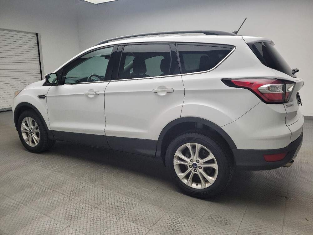 2018 Ford Escape in Eastpointe, MI 48021 - 18092478 3