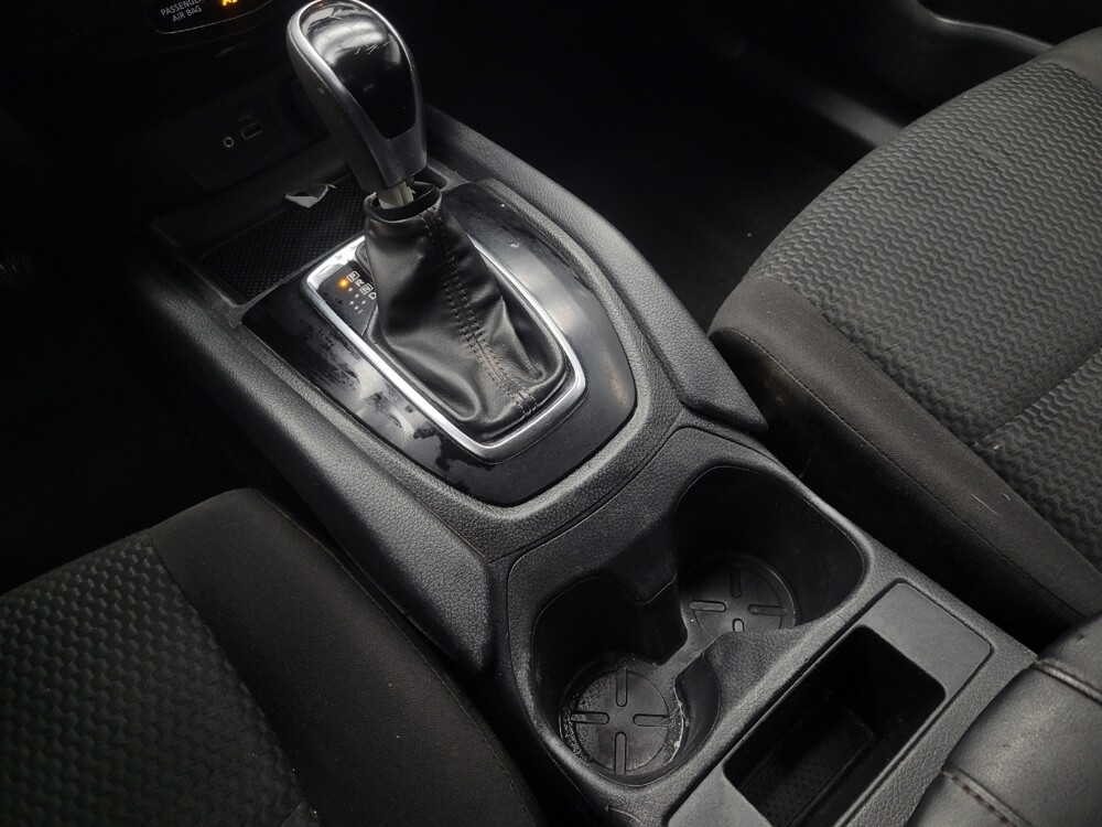 2019 Nissan Rogue Sport in Indianapolis, IN 46219 - 18092480 26