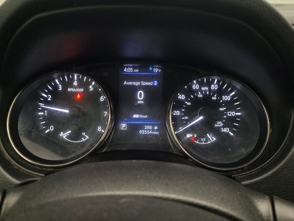 2019 Nissan Rogue Sport in Indianapolis, IN 46219 - 18092480 23