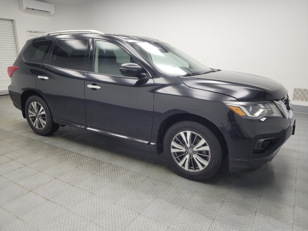 2019 Nissan Pathfinder in Indianapolis, IN 46222 - 18092481 11