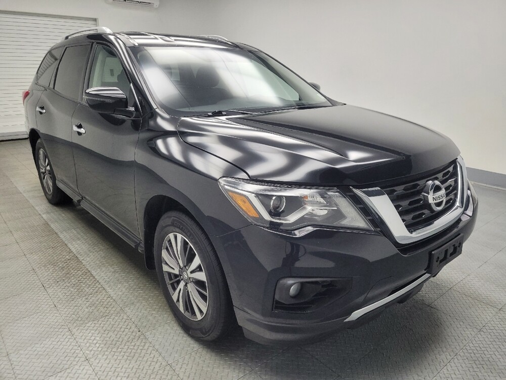 2019 Nissan Pathfinder in Indianapolis, IN 46222 - 18092481 13