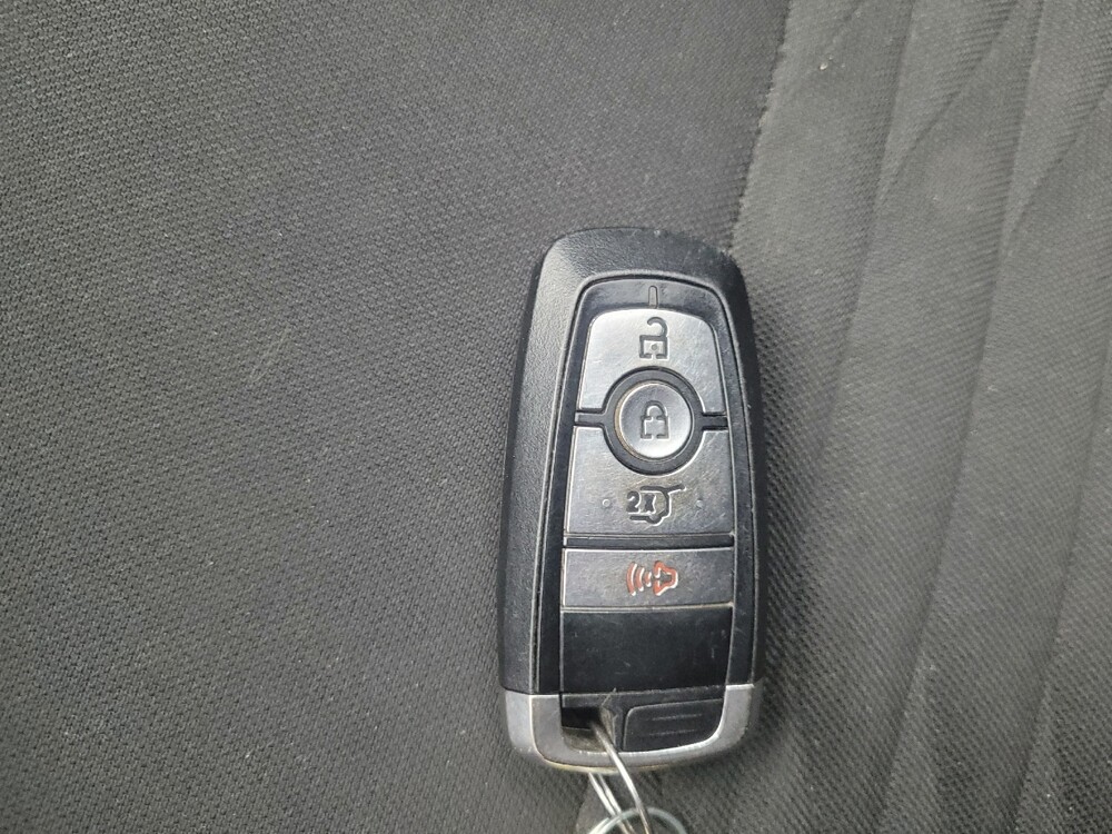 2020 Ford Explorer in Highland, IN 46322 - 18092482 32