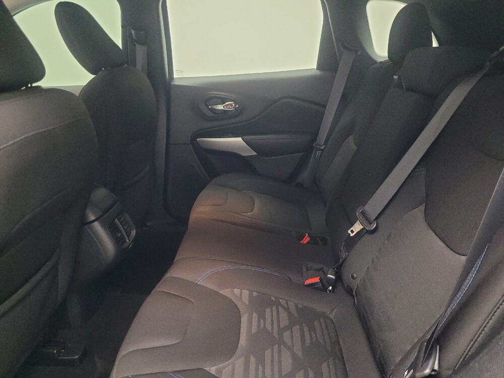 2019 Jeep Cherokee in Highland, IN 46322 - 18092483 18