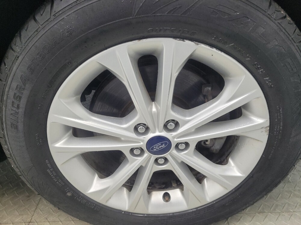 2018 Ford Escape in Mishawaka, IN 46545 - 18092484 31
