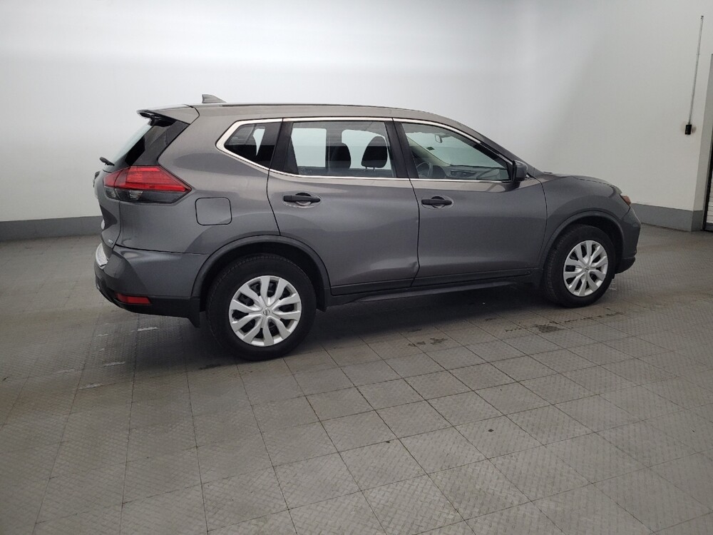 2017 Nissan Rogue in Allentown, PA 18103 - 18092492 10