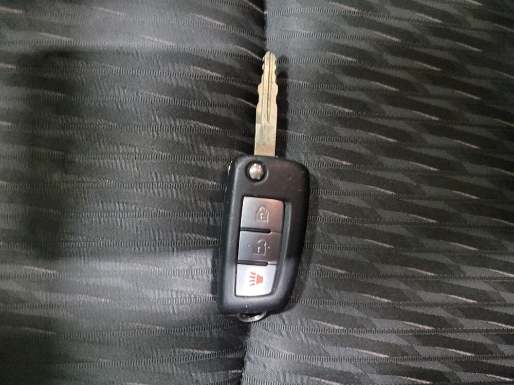 2017 Nissan Rogue in Allentown, PA 18103 - 18092492 32