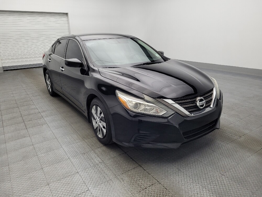 2017 Nissan Altima in Hialeah, FL 33014 - 18092499 13