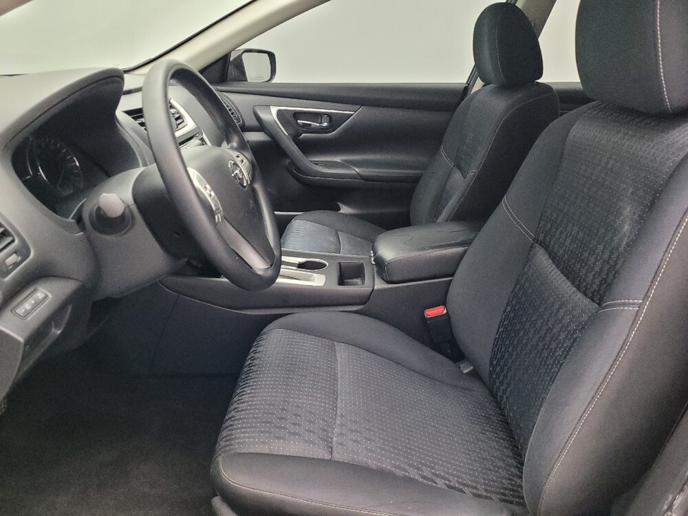 2017 Nissan Altima in Hialeah, FL 33014 - 18092499 17