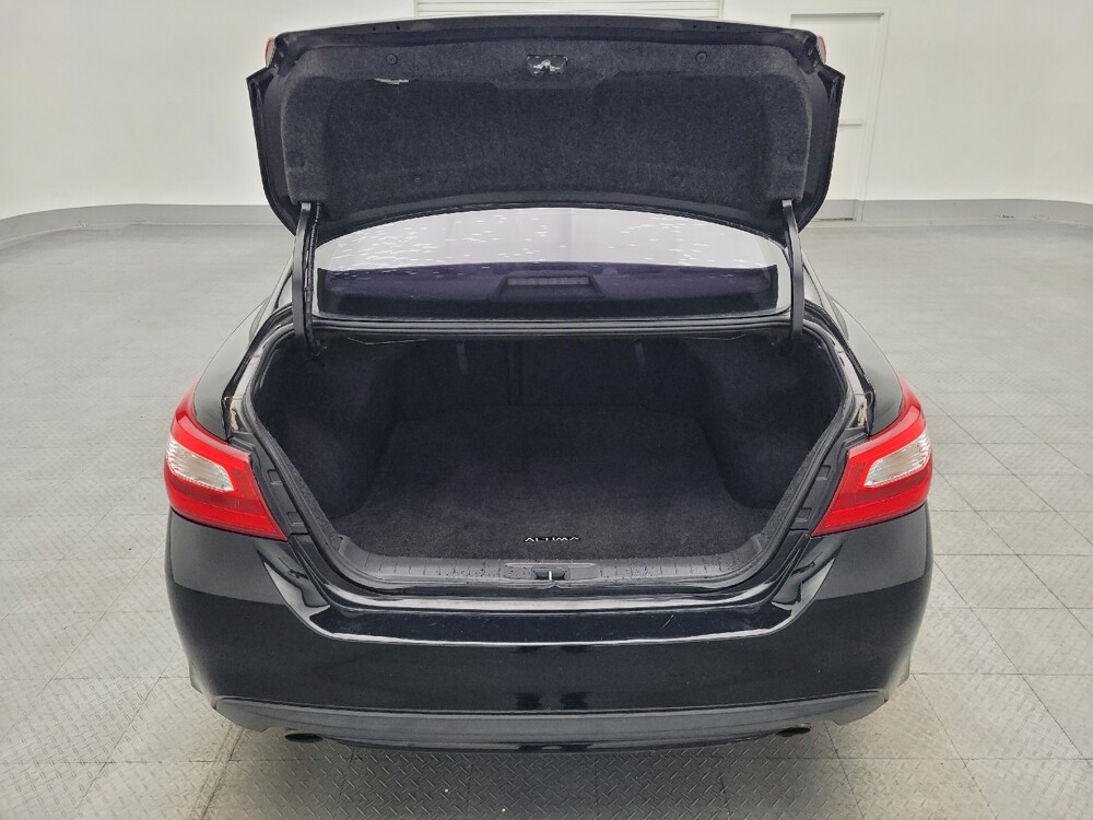 2017 Nissan Altima in Hialeah, FL 33014 - 18092499 29