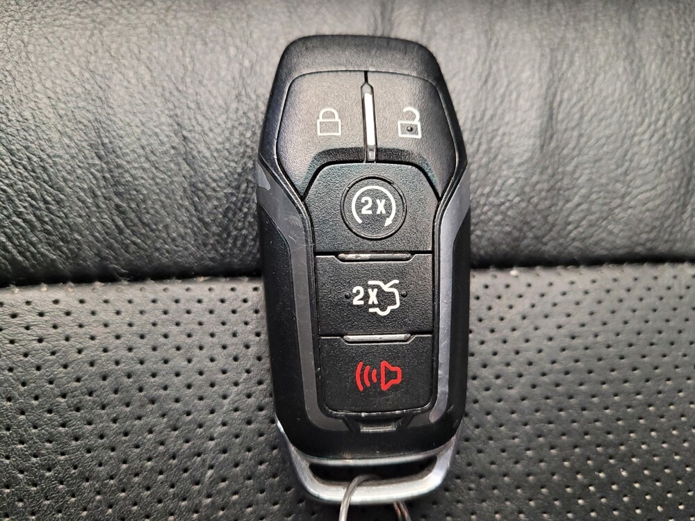 2016 Ford Explorer in Cincinnati, OH 45255 - 18092505 32