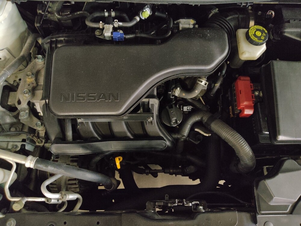 2017 Nissan Rogue Sport in Tampa, FL 33619 - 18092510 30