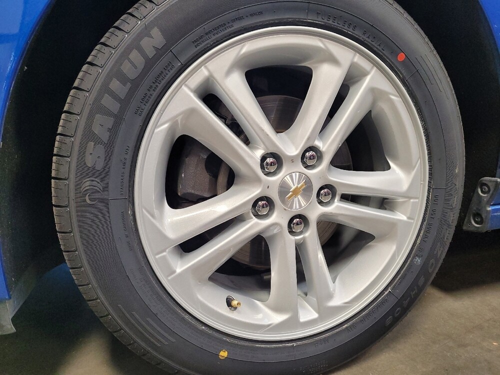 2017 Chevrolet Cruze in Riverside, CA 92504 - 18092516 31