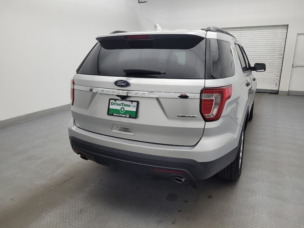 2016 Ford Explorer in Wilmington, NC 28405 - 18092518 7