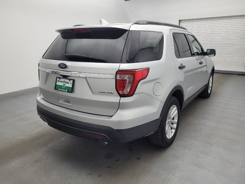 2016 Ford Explorer in Wilmington, NC 28405 - 18092518 9