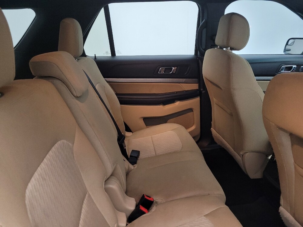 2016 Ford Explorer in Wilmington, NC 28405 - 18092518 19