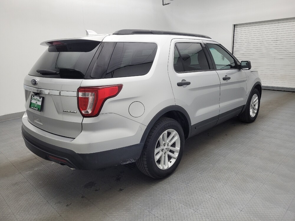 2016 Ford Explorer in Wilmington, NC 28405 - 18092518 10
