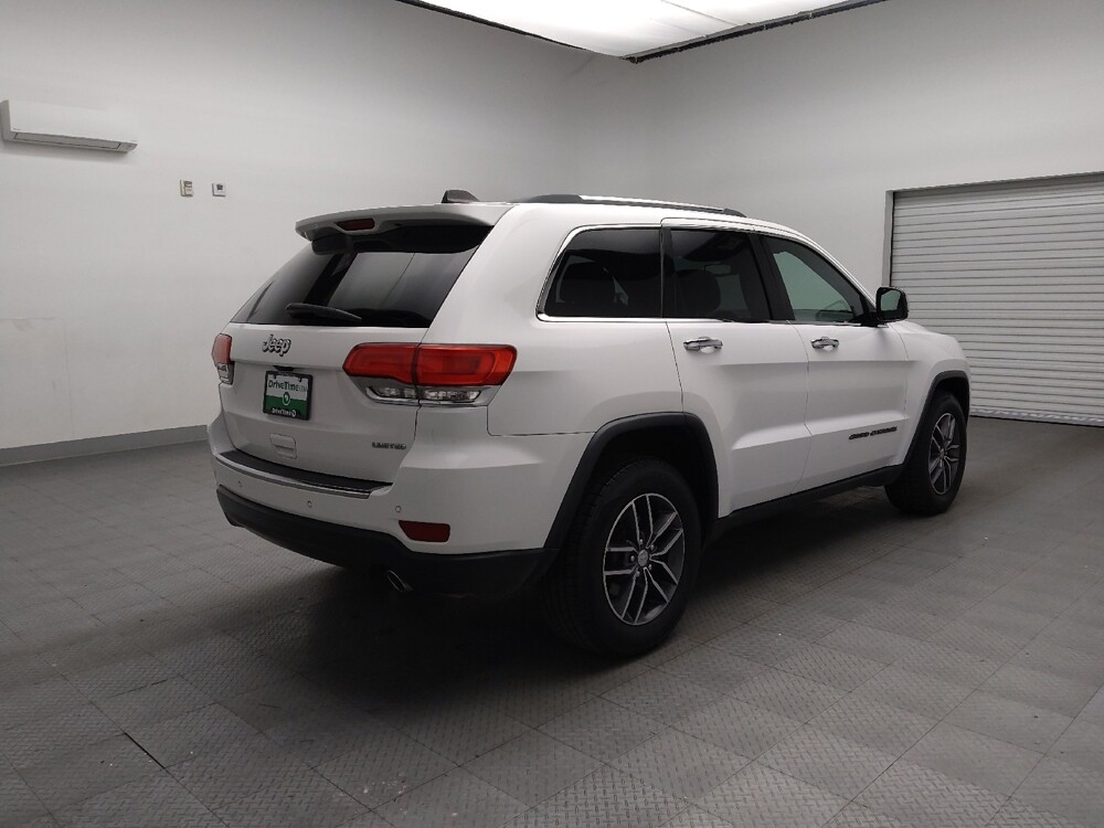 2018 Jeep Grand Cherokee in Tulsa, OK 74145 - 18092520 9
