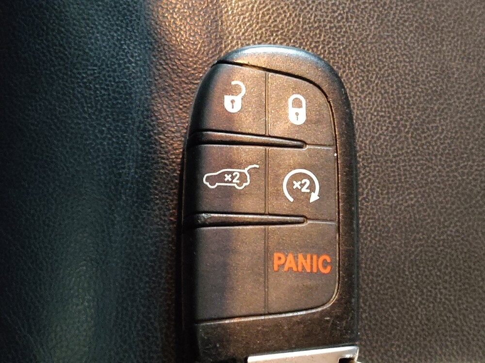 2018 Jeep Grand Cherokee in Tulsa, OK 74145 - 18092520 32