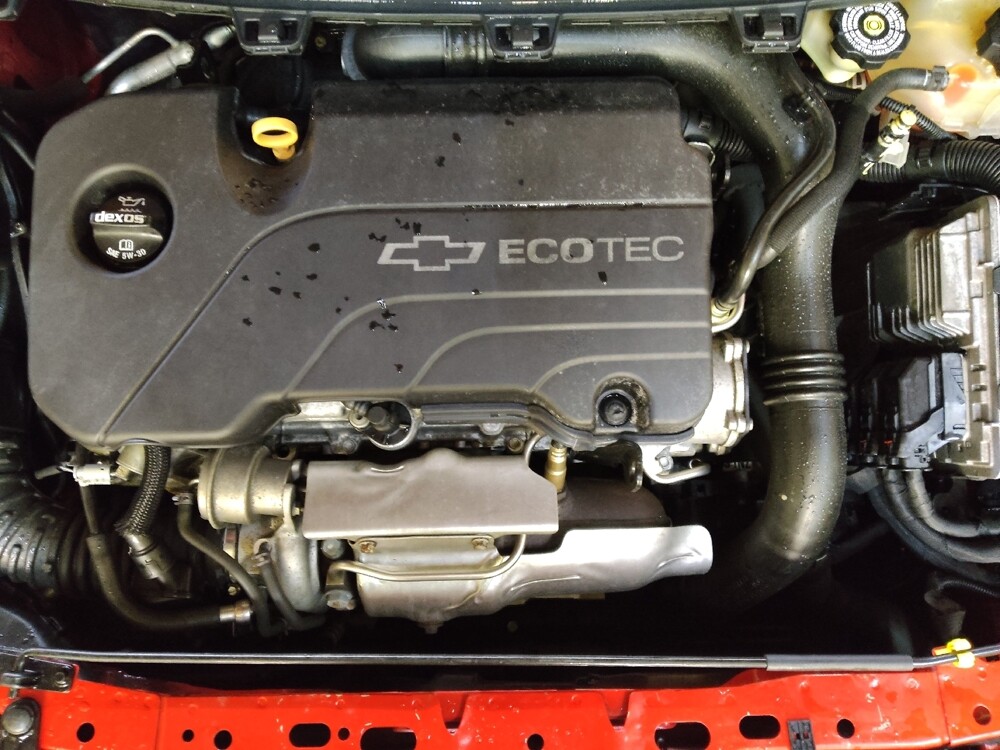 2017 Chevrolet Cruze in Fayetteville, NC 28304 - 18092523 30