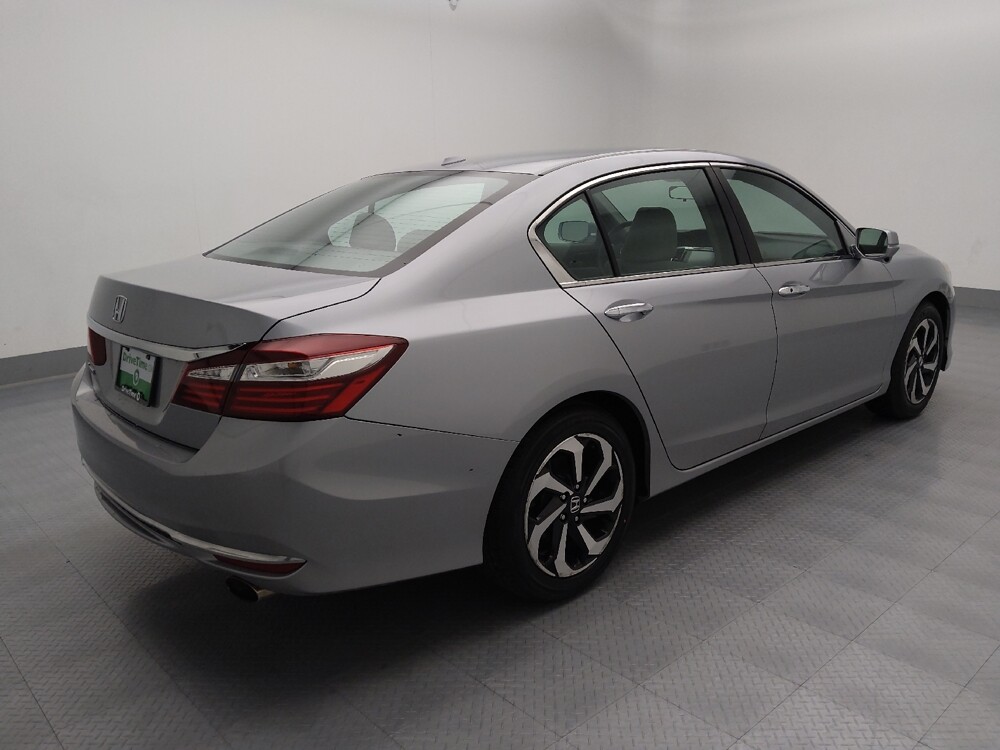 2016 Honda Accord in St. Louis, MO 63136 - 18092533 10