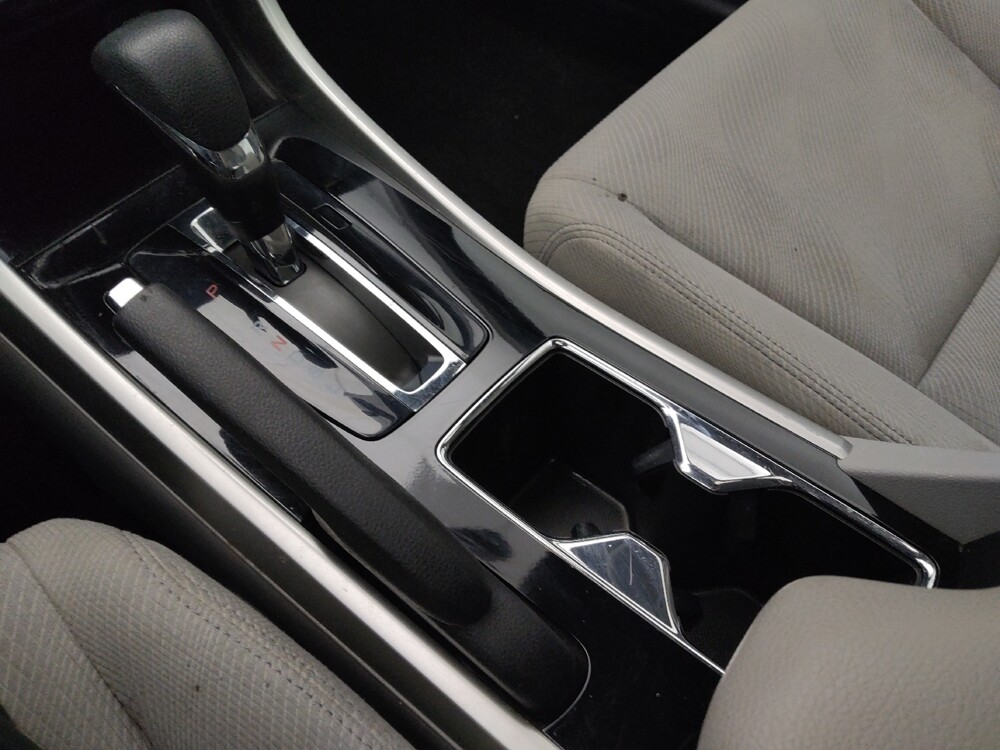 2016 Honda Accord in St. Louis, MO 63136 - 18092533 26