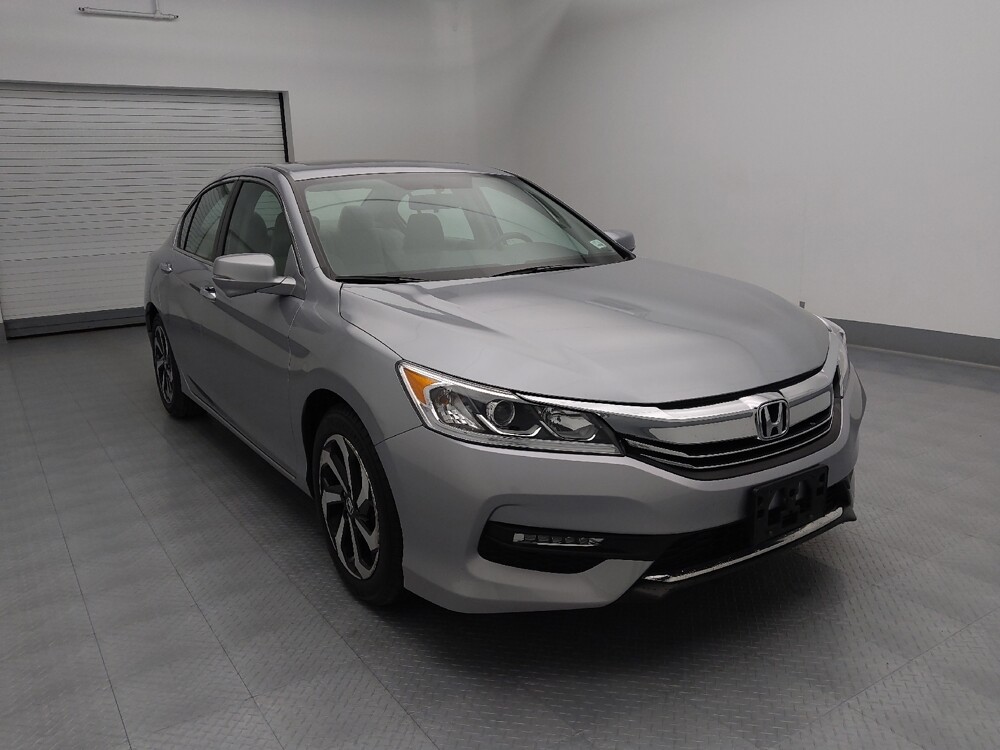 2016 Honda Accord in St. Louis, MO 63136 - 18092533 13