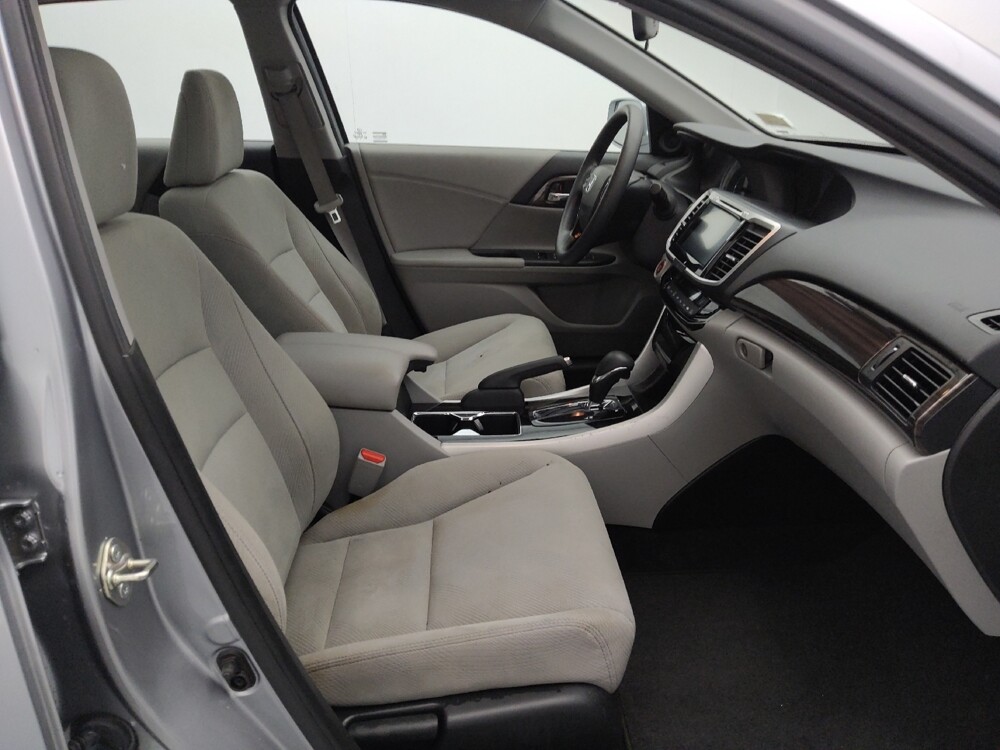 2016 Honda Accord in St. Louis, MO 63136 - 18092533 21