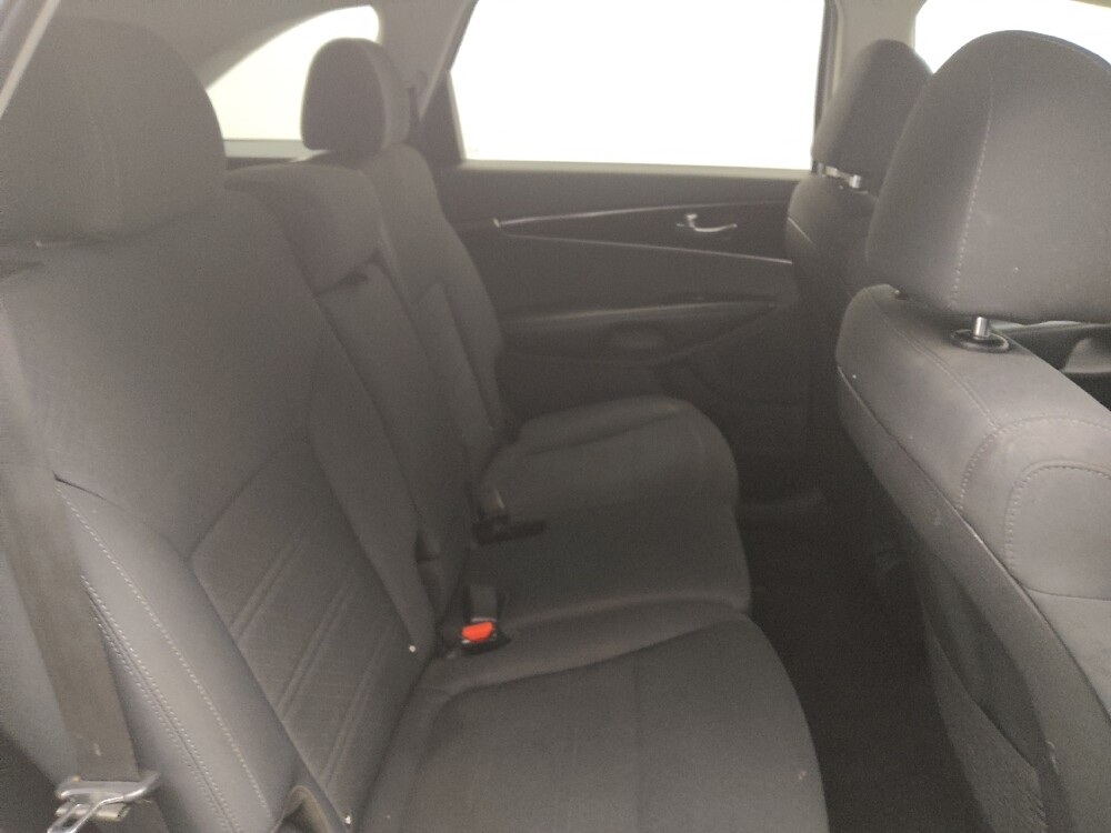 2019 Kia Sorento in Stone Mountain, GA 30083 - 18092536 19