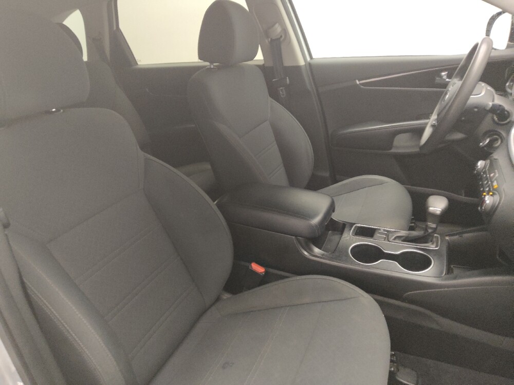 2019 Kia Sorento in Stone Mountain, GA 30083 - 18092536 21
