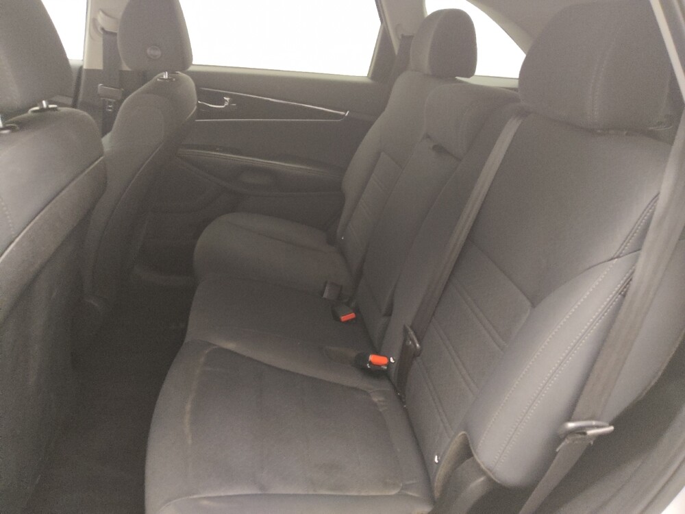 2019 Kia Sorento in Stone Mountain, GA 30083 - 18092536 18