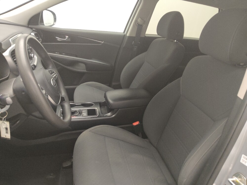 2019 Kia Sorento in Stone Mountain, GA 30083 - 18092536 17