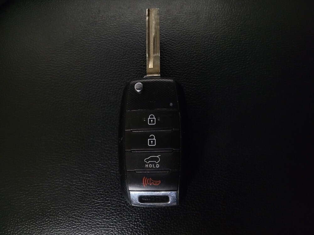 2019 Kia Sorento in Stone Mountain, GA 30083 - 18092536 32