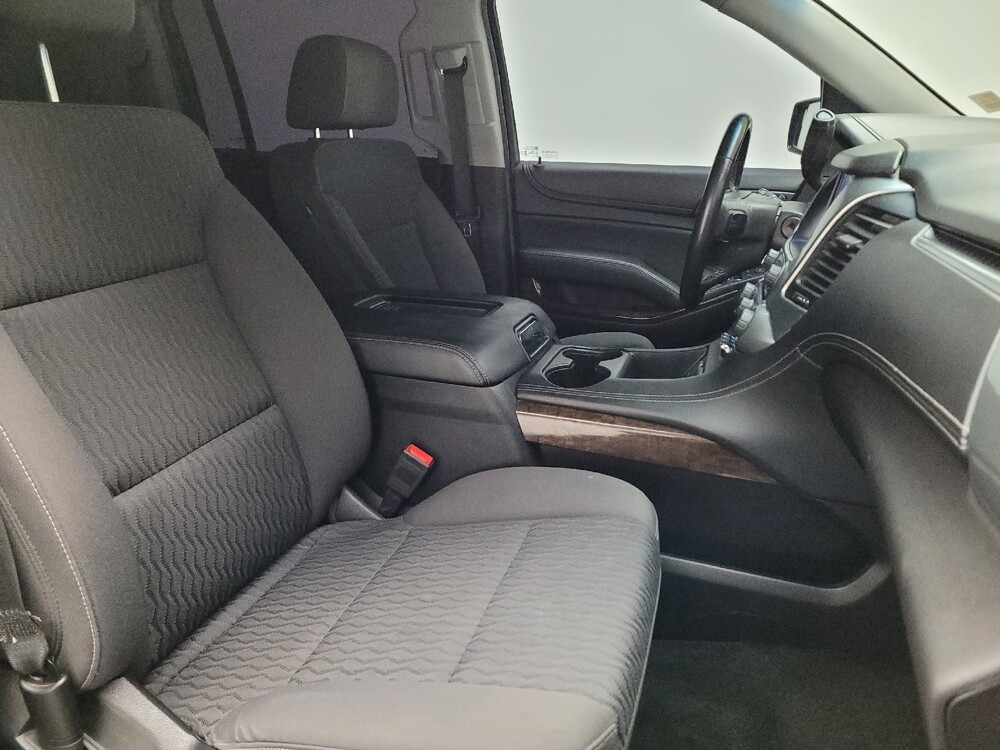 2018 Chevrolet Suburban in Riverside, CA 92504 - 18092540 21