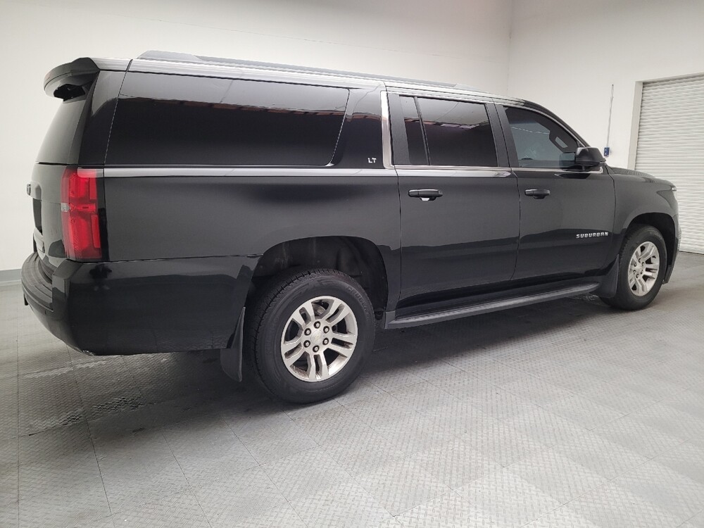 2018 Chevrolet Suburban in Riverside, CA 92504 - 18092540 10