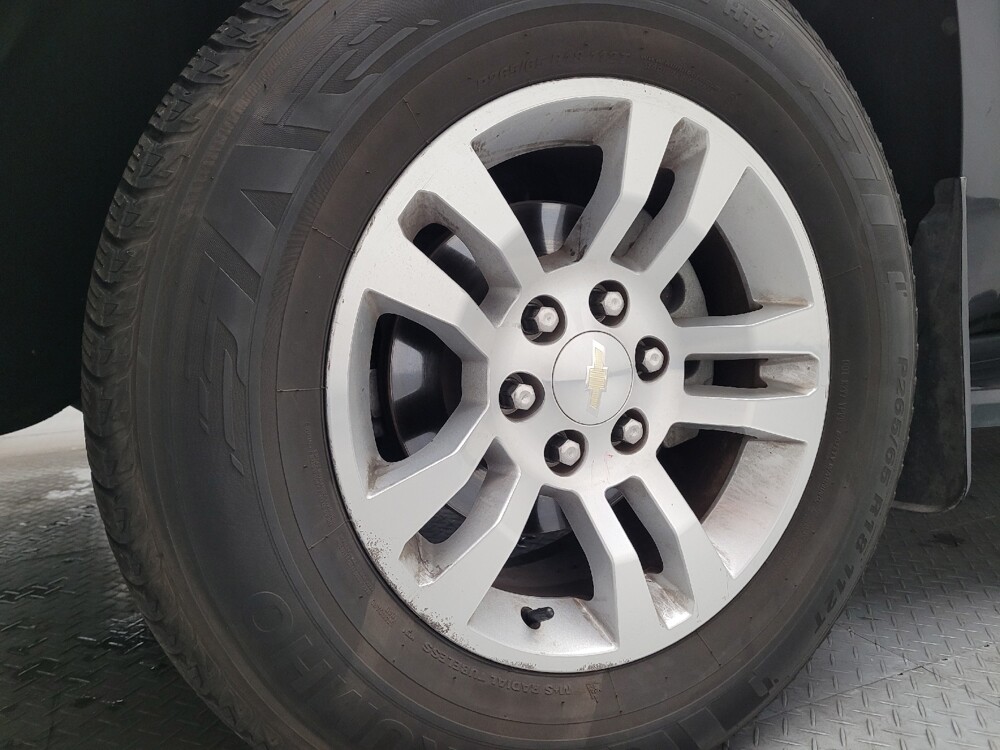 2018 Chevrolet Suburban in Riverside, CA 92504 - 18092540 31