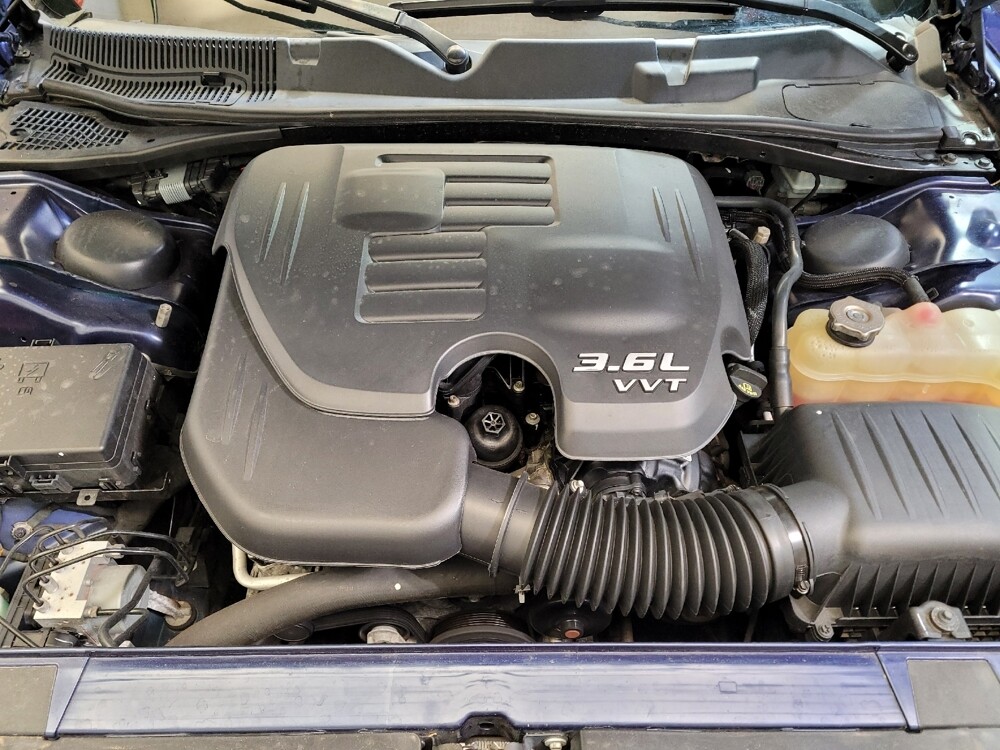 2016 Dodge Challenger in Louisville, KY 40258 - 18092542 30