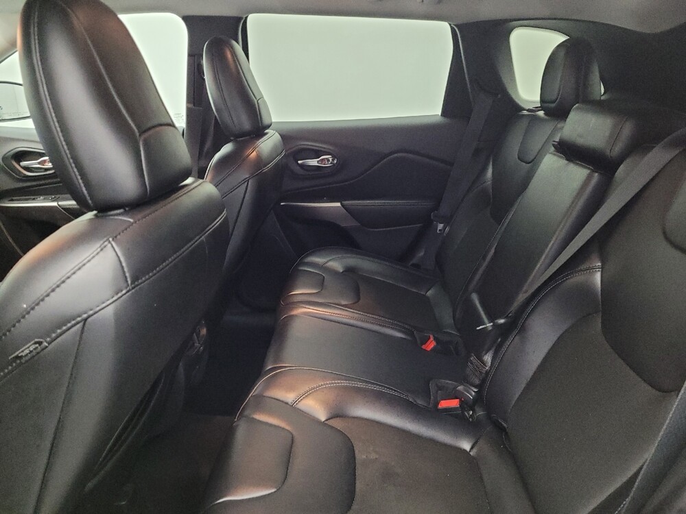 2020 Jeep Cherokee in Louisville, KY 40258 - 18092544 18