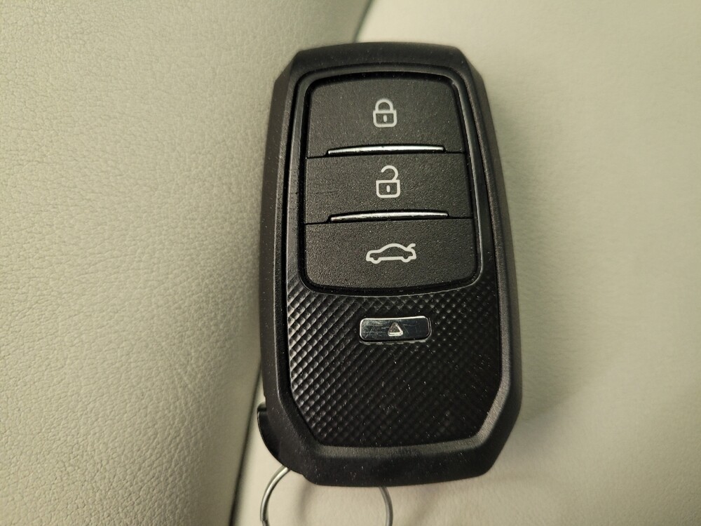 2019 Toyota Prius in Louisville, KY 40258 - 18092546 32