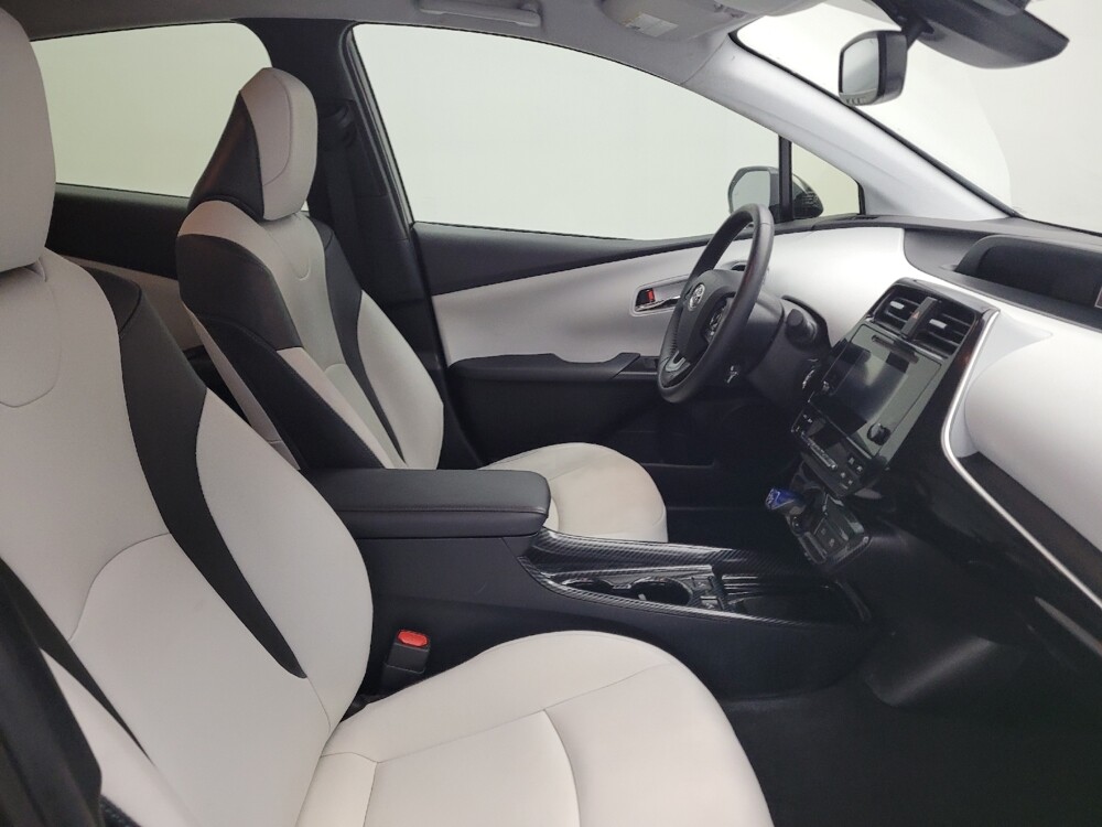 2019 Toyota Prius in Louisville, KY 40258 - 18092546 21